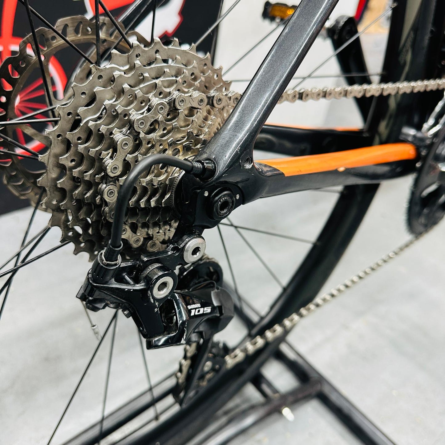 Giant Defy Advanced 2 Carbon Road Bike -2020 (Grey)