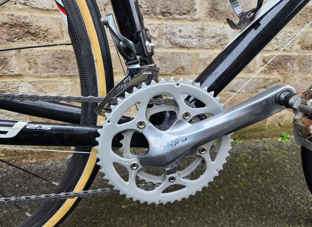 Giant Defy 2.5 Road bike 56cm