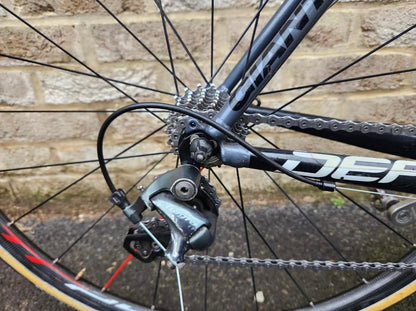 Giant Defy 2.5 Road bike 56cm